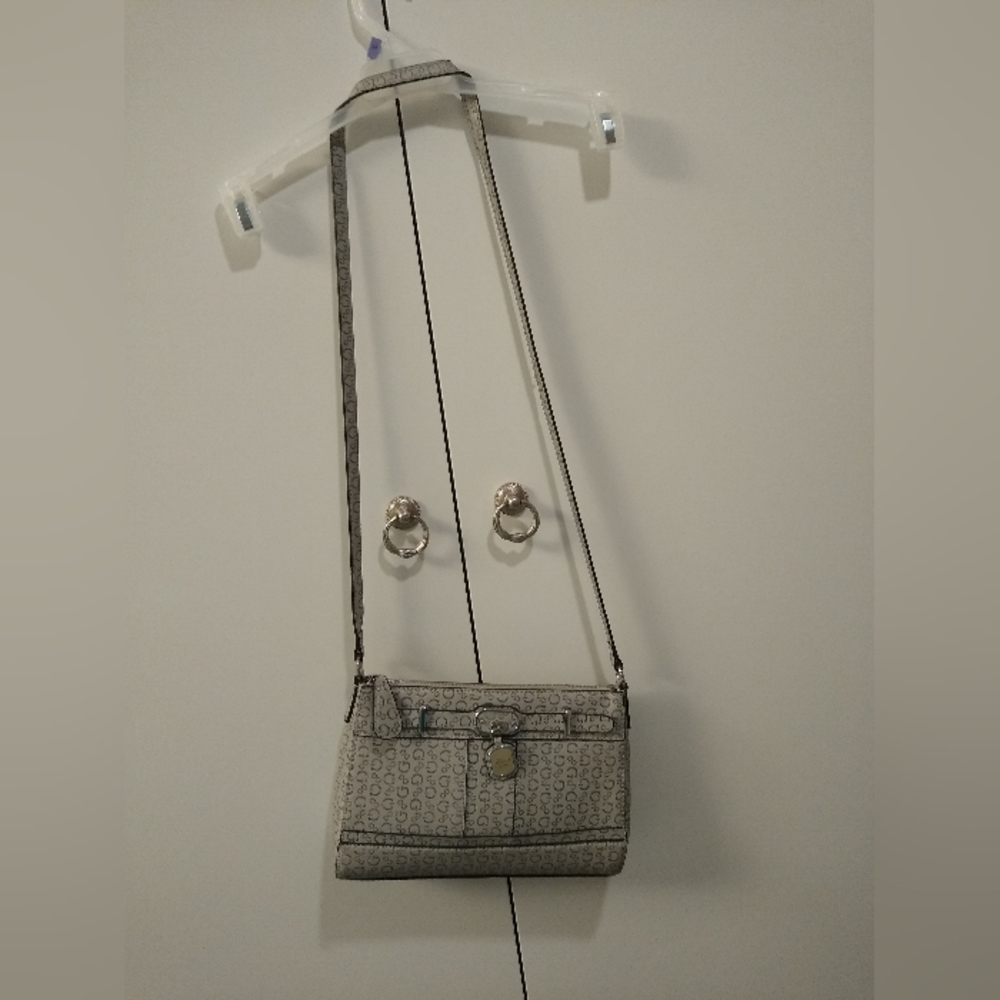 New Guess Shoulder Crossbody Purse, 8" H by 11" Length - Picture 3 of 14